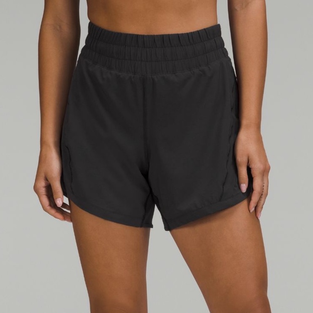 Lululemon Track That HR 5” shorts